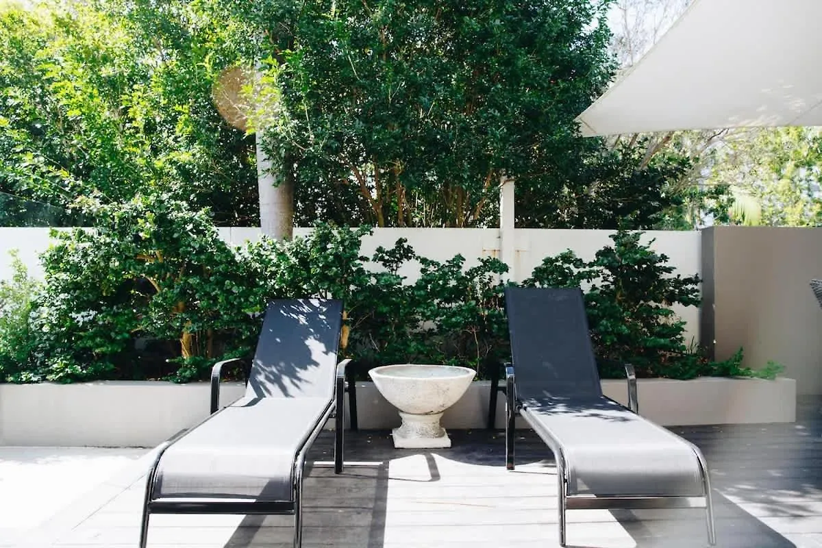 Lifestyle And Location On 'The Island' At Kawana Villa Parrearra 0*,